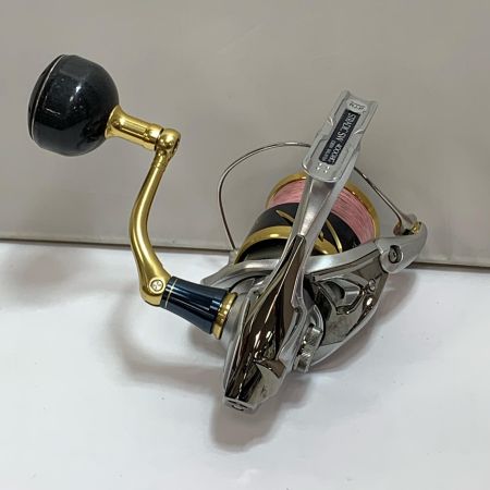  SHIMANO シマノ 18ストラディックSW 4000HG  スピニングリール　本体のみ 03894