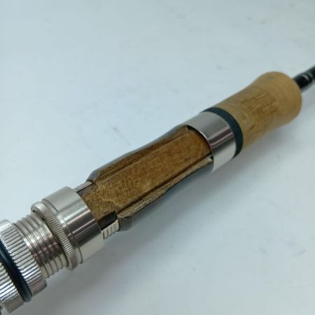 SOULS ソウルズ トラウトロッド トラウトファイナリスト エクスプローラー TF-E74MHS 本体のみ