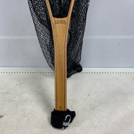  SAURUS ザウルス ランディングネット 　全長約95cm