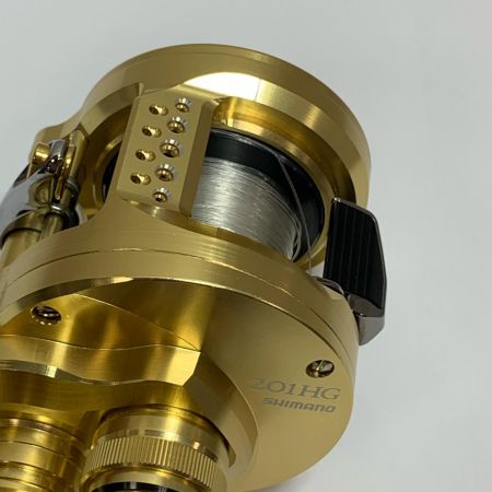  SHIMANO シマノ 21カルカッタコンクエスト 201H ベイトリール　箱付 04239