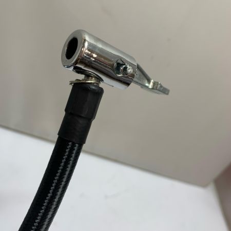  MAKITA マキタ 充電式空気入れ　本体のみ MP180D