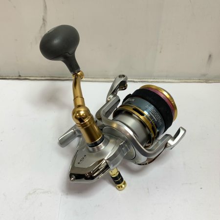  SHIMANO シマノ 16バイオマスター　スピニングリール　本体のみ　リールスタンド付 03611