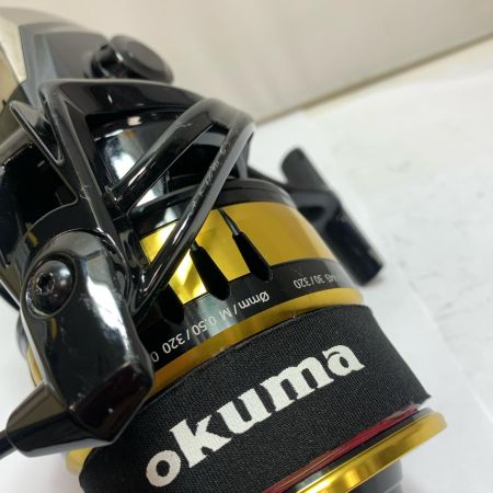  okuma TESORO 18000HA キズ有　スピニングリール　箱、ハンドルノブ付