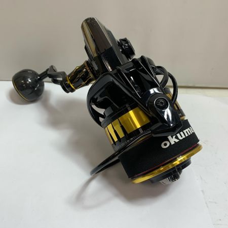  okuma TESORO 18000HA キズ有　スピニングリール　箱、ハンドルノブ付