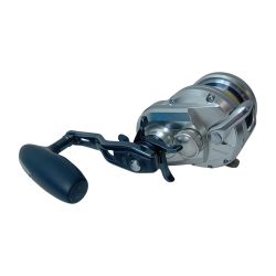 SHIMANO シマノ ベイトリール 21オシアジガー 2001NR XG 043818 Cランク