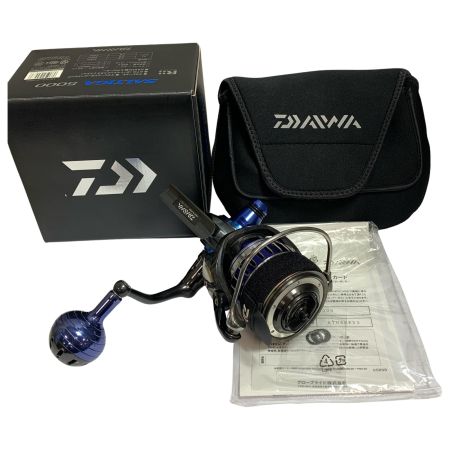  DAIWA ダイワ 15ソルティガ 5000　スピニングリール　箱・取説付・ソフトケース 059547