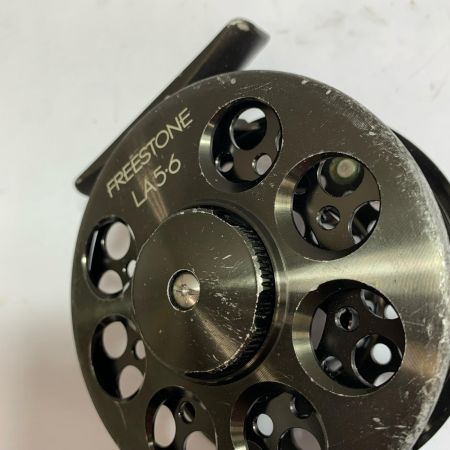  SHIMANO シマノ フリーストーンLA5・6 キズ有 替スプール2個付 02090
