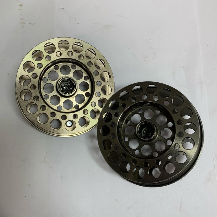 SHIMANO シマノ フリーストーンLA5・6 キズ有 替スプール2個付 02090