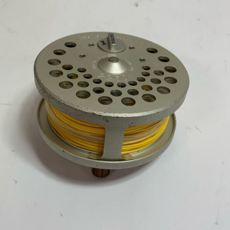  ufmウエダ カンタータ 2350　フライリール