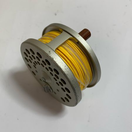  ufmウエダ カンタータ 2350　フライリール