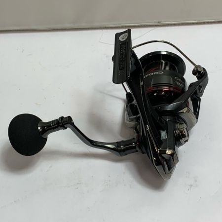  SHIMANO シマノ 24ヴァンフォード C5000XG スピニングリール　箱付 047137