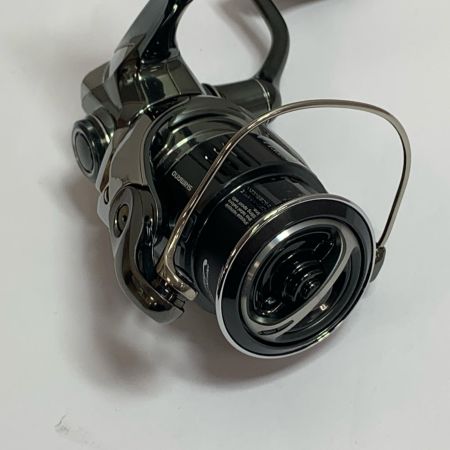  SHIMANO シマノ 22ステラ C2000SHG 　スピニングリール 　箱付 043849