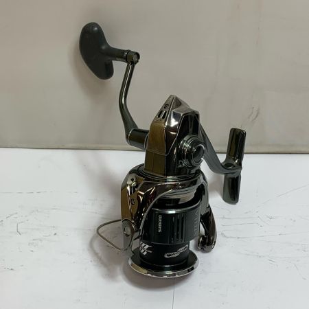  SHIMANO シマノ 22ステラ4000XG スピニングリール　箱、ポーチ付 043962