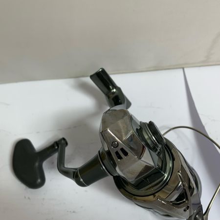  SHIMANO シマノ 22ステラ4000XG スピニングリール　箱、ポーチ付 043962