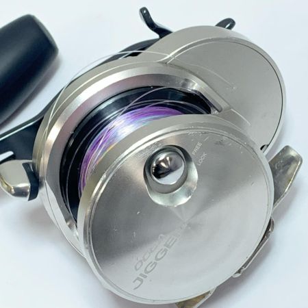  SHIMANO シマノ オシアジガー 2001NRXG  ゴリ感あり 両軸リール　本体のみ 043818