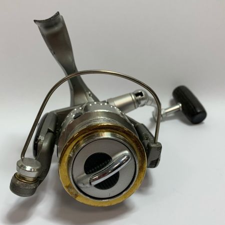  SHIMANO シマノ 95ステラ 4000 ジャンク品　スピニングリール　本体のみ SC484