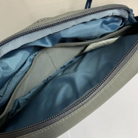  Patagonia パタゴニア ステルスワークステーション　NGRY 51884 グレー系