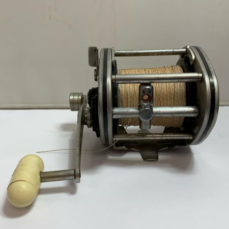  DAIWA ダイワ 両軸リール　ダイナミック　 ST-200