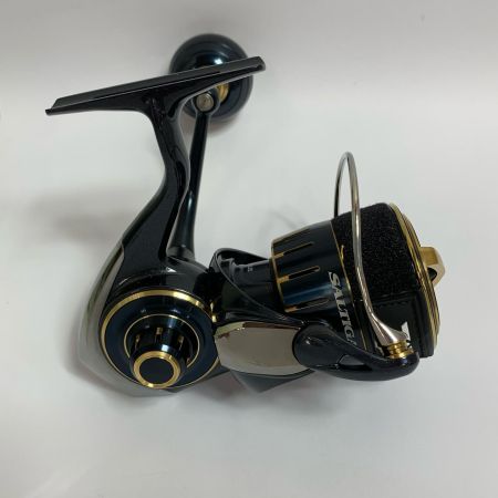  DAIWA ダイワ 23ソルティガ 5000-XH スピニングリール　箱、ポーチ付 00065028
