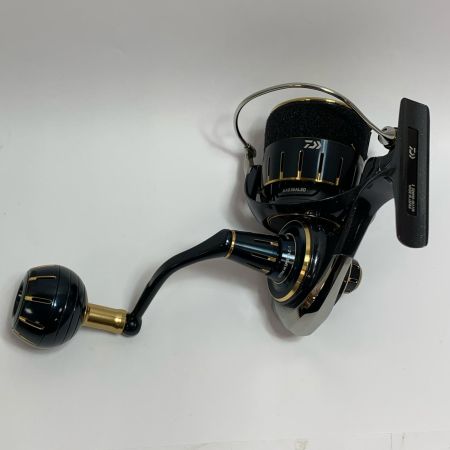  DAIWA ダイワ 23ソルティガ 5000-XH スピニングリール　箱、ポーチ付 00065028