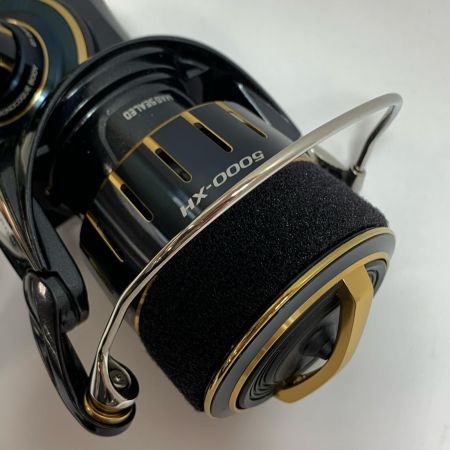  DAIWA ダイワ 23ソルティガ 5000-XH スピニングリール　箱、ポーチ付 00065028