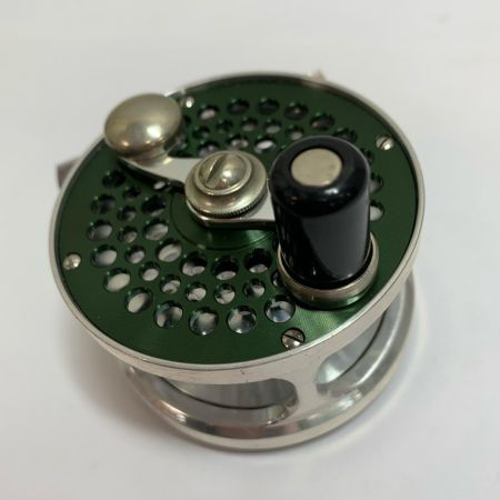  キラク アルキュオン ミレニアム ベイビートラウト　リールフットにゆがみあり　