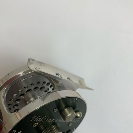  キラク アルキュオン ミレニアム ベイビートラウト　リールフットにゆがみあり　