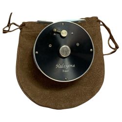 ★★ キラク アルキュオン トラウト フライリール　ソフトケース付 Bランク