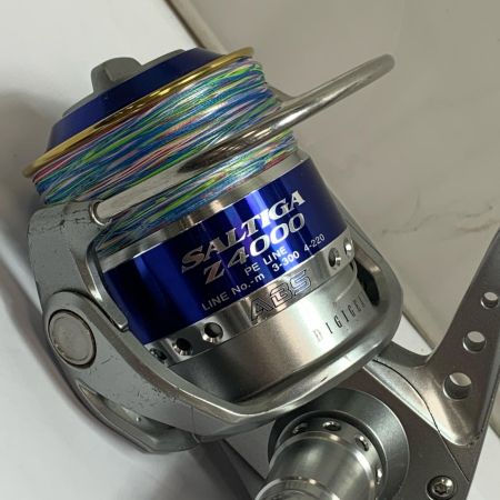  DAIWA ダイワ ソルティガZ4000　スピニングリール　キズあり 058930