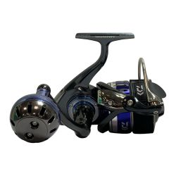 ★★ DAIWA ダイワ 15ソルティガ 5000H 　スピニングリール　ポーチ付 059557 Bランク