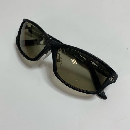  Zeque by ZEAL 偏光サングラス　ケース付