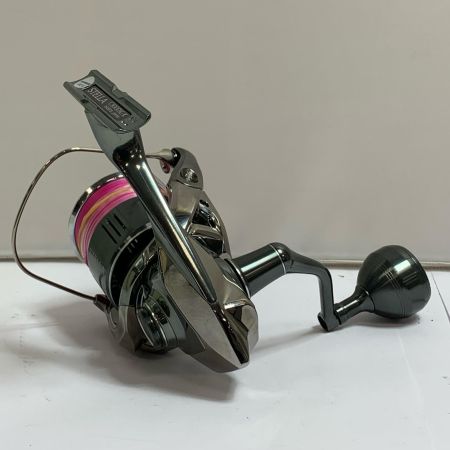  SHIMANO シマノ 22ステラ C5000XG　スピニングリール　箱、ポーチ付 043979