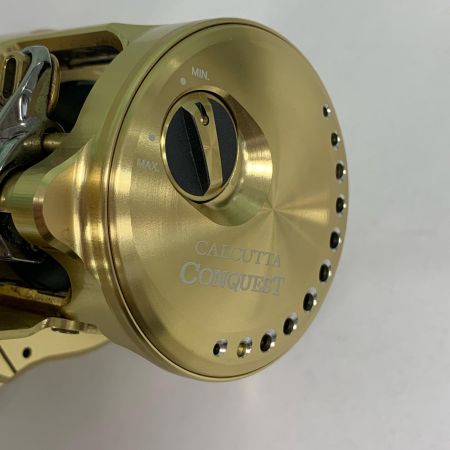  SHIMANO シマノ 21カルカッタコンクエスト200HG 箱、ポーチ、取説付　ハンドルノブキャップにキズ有 04238