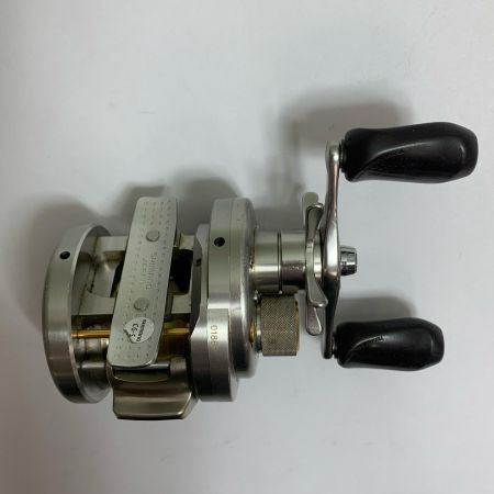  SHIMANO シマノ 04カルカッタコンクエスト101DC 　ベイトリール　キズあり　本体のみ 01866
