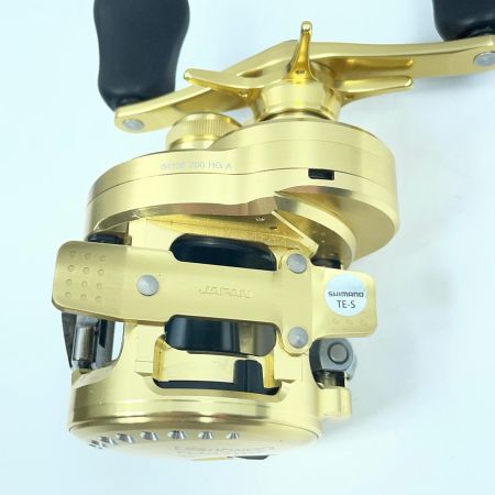 SHIMANO シマノ ベイトリール 21カルカッタコンクエスト 200HG 04238