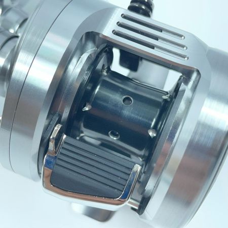 SHIMANO シマノ ベイトリール 20カルカッタコンクエスト DC101HG 04086