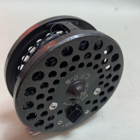  ORVIS フライリール  C.F.O Ⅲ 程度B ソフトケース付