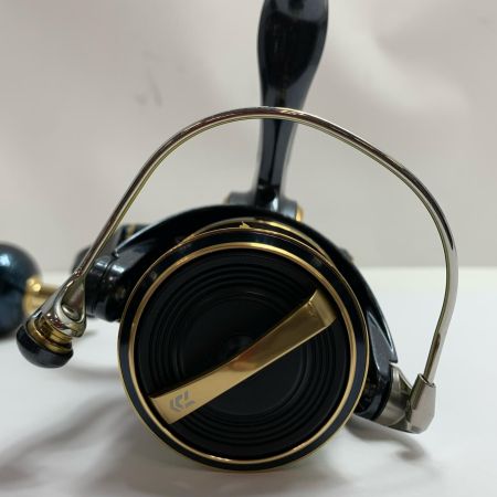  DAIWA ダイワ スピニングリール 23ソルティガ 4000-XH キズ有  224034