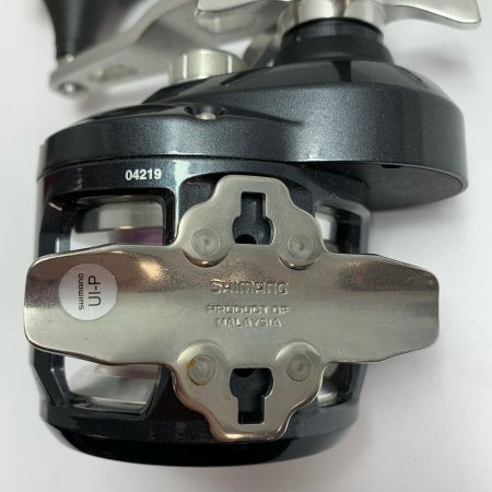  SHIMANO シマノ 両軸リール 20トリウム2000PG  04219