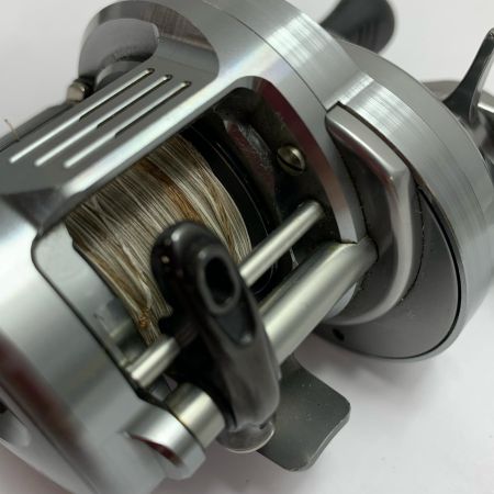  SHIMANO シマノ ベイトリール 20カルカッタコンクエストDC 201HG 箱付 04040