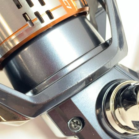 SHIMANO シマノ スピニングリール 26ナスキーC3000HG 048141