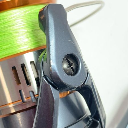 SHIMANO シマノ スピニングリール 26ナスキーC3000HG 048141