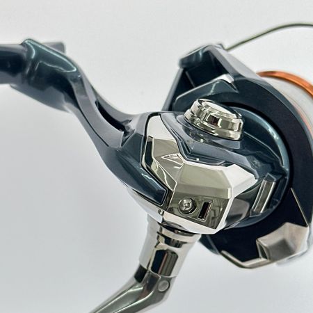  SHIMANO シマノ スピニングリール 26ナスキー 4000 箱付 048158