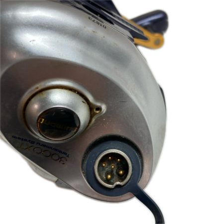  SHIMANO シマノ 電動リール 04電動丸3000H 傷や汚れあり コードなし 01873