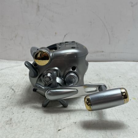 RYOBI リョービ アドベンチャー電動 コード付き VS700AC