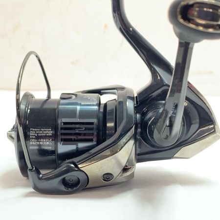 SHIMANO シマノ スピニングリール 26 ヴァンキッシュ CE C2000SHG 未使用品(S) 箱付 049278