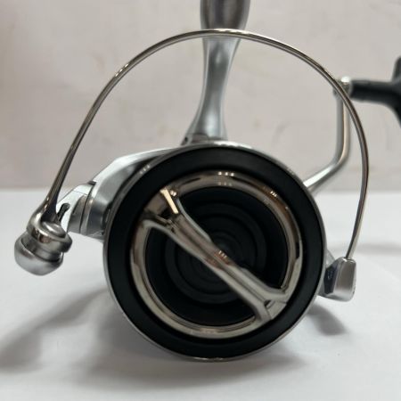 SHIMANO シマノ スピニングリール  23ストラディック 4000XG 045904
