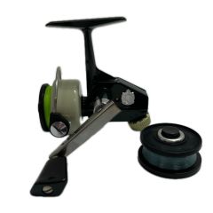 Abu Garcia アブガルシア スピニングリール 替えスプール付き ｶｰﾃﾞｨﾅﾙ33 Cランク