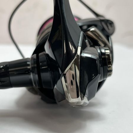 SHIMANO シマノ スピニングリール 19ヴァンキッシュ C2000S ゴメクサスハンドル/純正ハンドル 03950