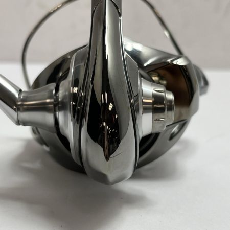 DAIWA ダイワ スピニングリール 22イグジスト LT4000-XH 0061104